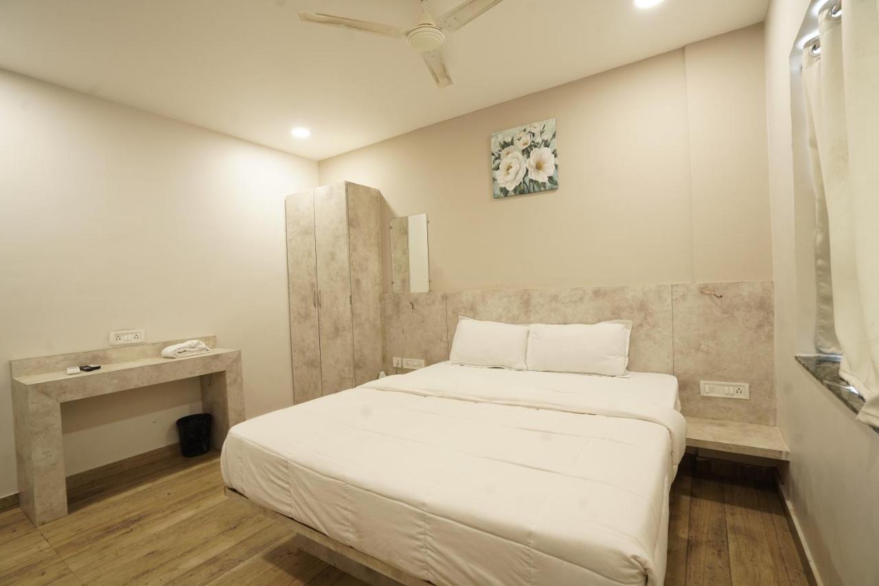 Hotel Trp Bliss Nizamabad Экстерьер фото